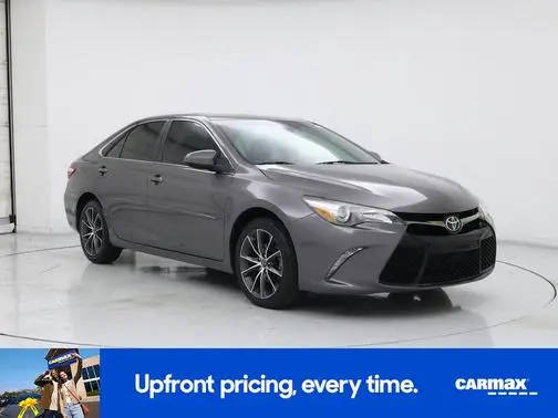 2017 Toyota Camry XSE FWD photo