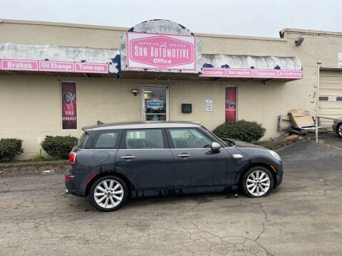 2017 MINI Cooper Clubman Cooper S FWD photo