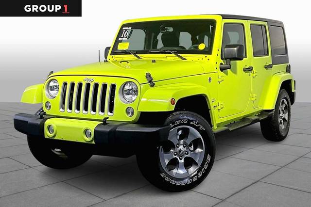 2016 Jeep Wrangler Unlimited Sahara 4WD photo