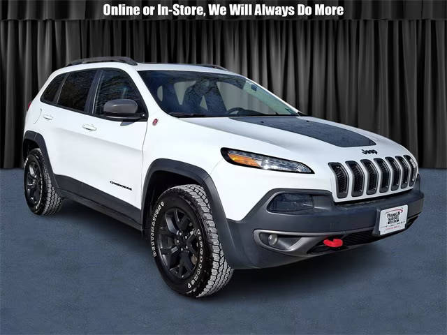 2017 Jeep Cherokee Trailhawk 4WD photo