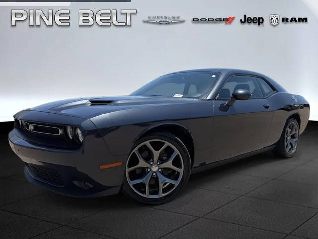 2016 Dodge Challenger SXT Plus RWD photo