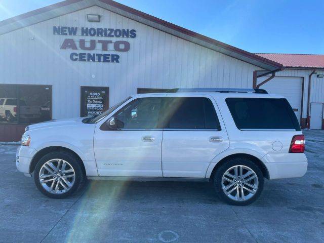 2017 Ford Expedition Platinum 4WD photo