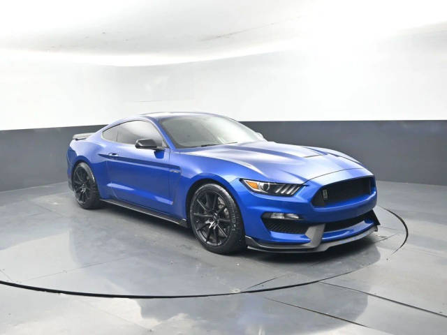 2017 Ford Mustang Shelby GT350 RWD photo