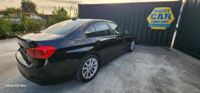 2016 BMW 3 Series 320i RWD photo