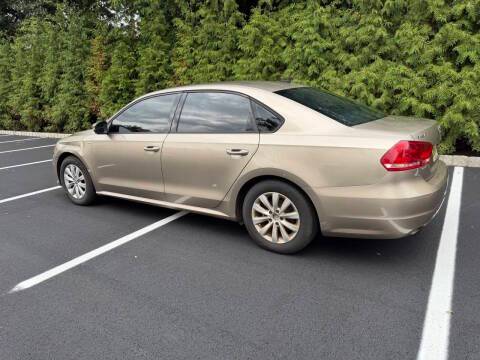 2015 Volkswagen Passat 1.8T Wolfsburg Ed FWD photo