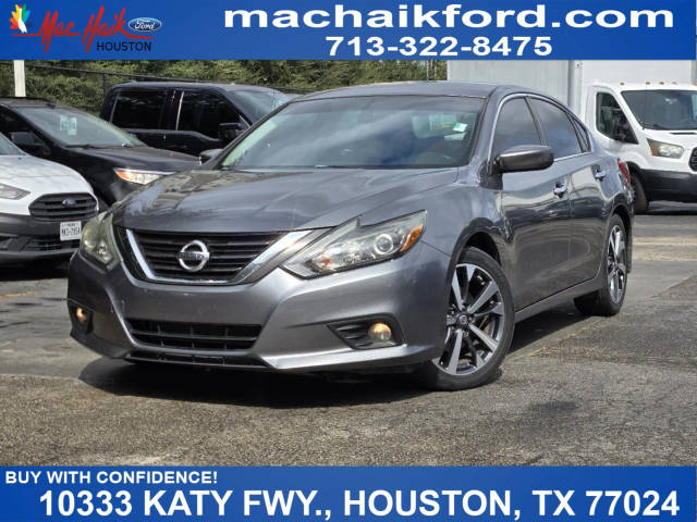 2016 Nissan Altima 2.5 SR FWD photo