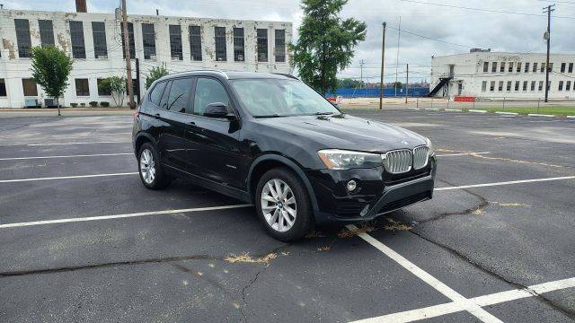 2017 BMW X3 xDrive28i AWD photo