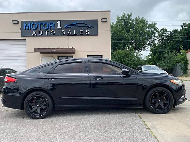 2017 Ford Fusion S FWD photo