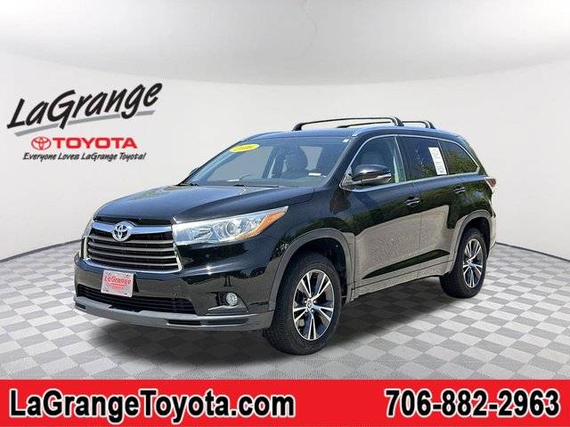 2016 Toyota Highlander XLE FWD photo