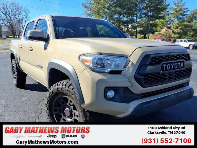2017 Toyota Tacoma SR 4WD photo