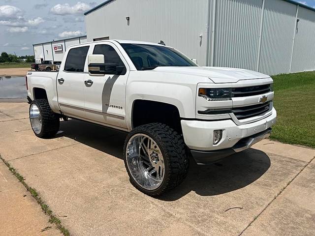 2017 Chevrolet Silverado 1500 LTZ 4WD photo