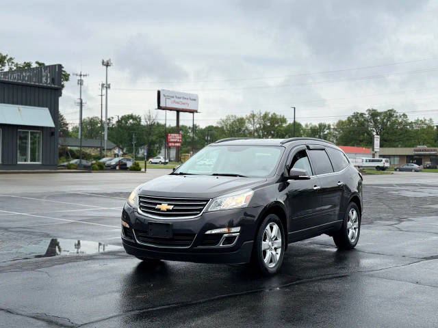 2017 Chevrolet Traverse LT FWD photo
