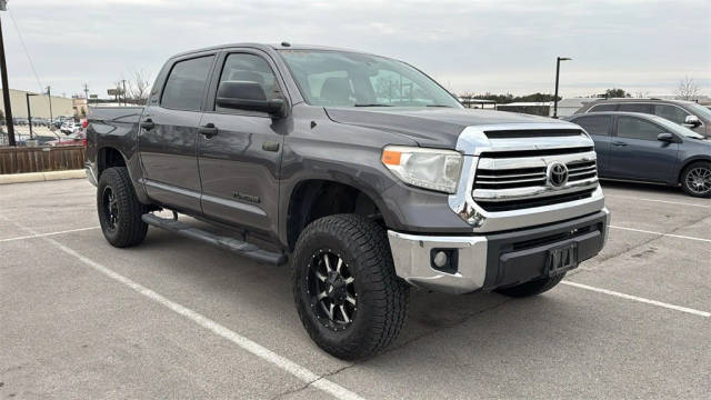 2016 Toyota Tundra SR5 4WD photo