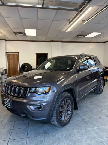 2017 Jeep Grand Cherokee 75th Anniversary Edition 4WD photo