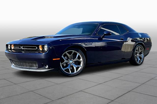 2016 Dodge Challenger SXT Plus RWD photo