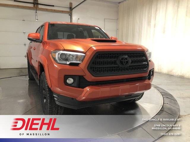 2017 Toyota Tacoma TRD Sport 4WD photo