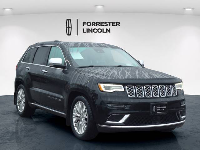 2017 Jeep Grand Cherokee Summit 4WD photo