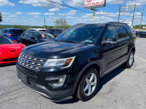 2017 Ford Explorer XLT 4WD photo