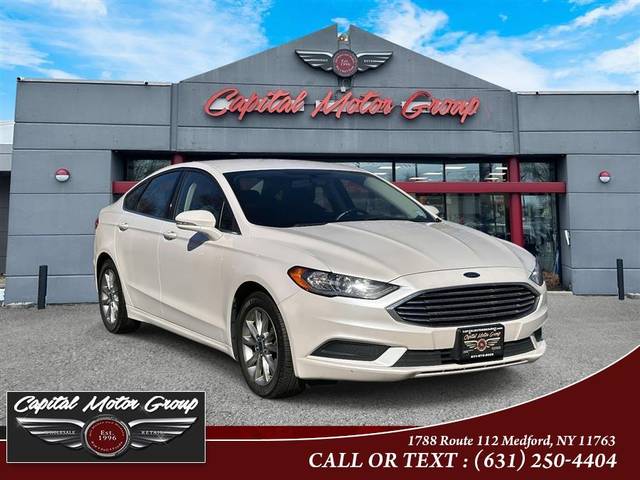 2017 Ford Fusion SE FWD photo