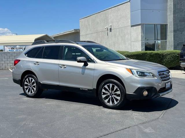 2017 Subaru Outback Limited AWD photo