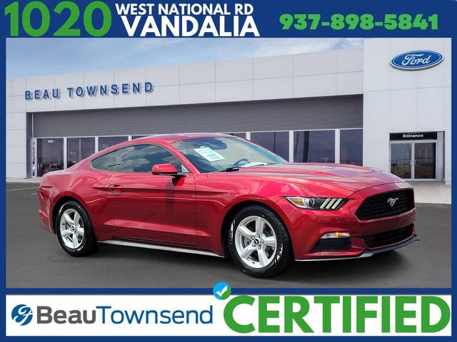 2017 Ford Mustang V6 RWD photo