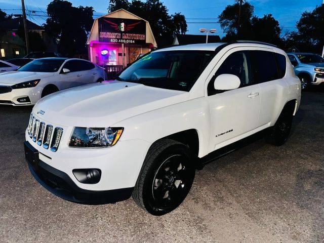2016 Jeep Compass Latitude FWD photo