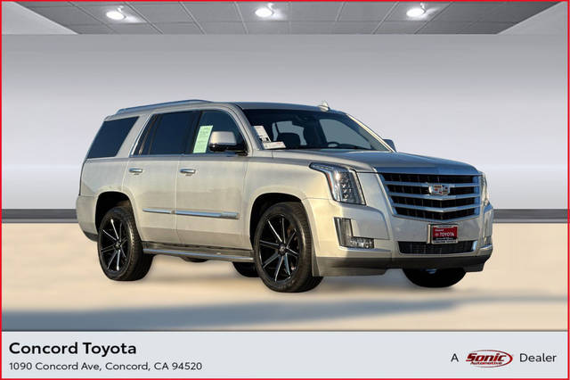 2015 Cadillac Escalade Luxury 4WD photo