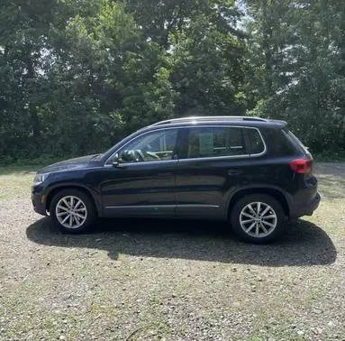 2017 Volkswagen Tiguan Wolfsburg Edition AWD photo