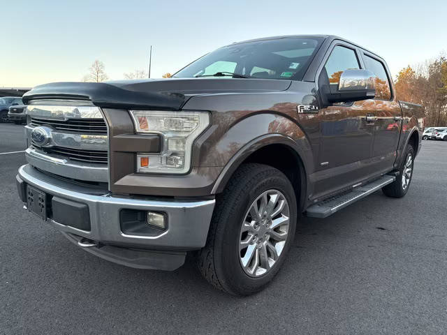 2015 Ford F-150 Lariat 4WD photo