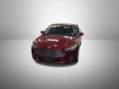 2015 Ford Fusion SE FWD photo