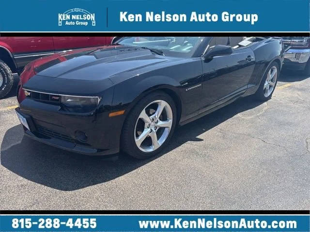2015 Chevrolet Camaro LT RWD photo