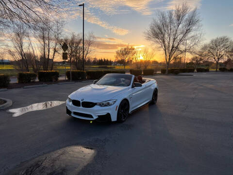 2016 BMW M4  RWD photo