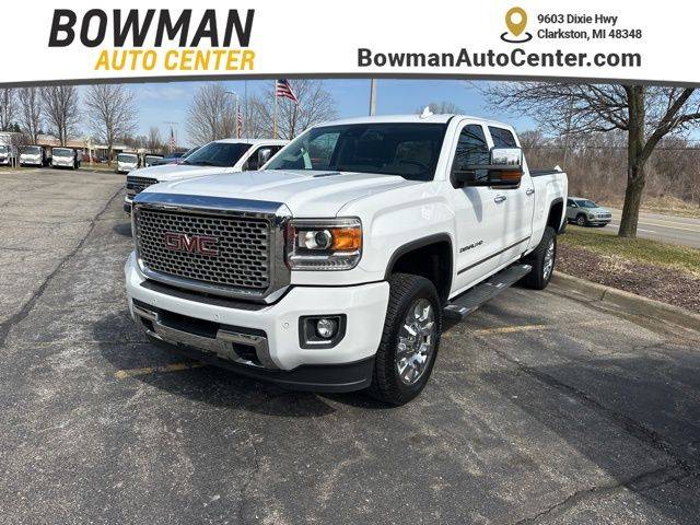2016 GMC Sierra 2500HD Denali 4WD photo