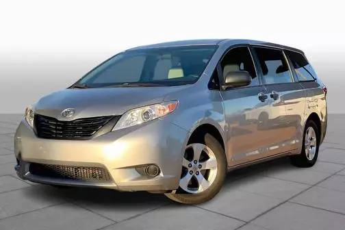 2017 Toyota Sienna L FWD photo