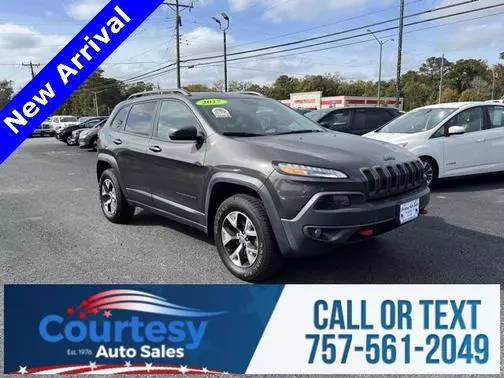 2017 Jeep Cherokee Trailhawk 4WD photo