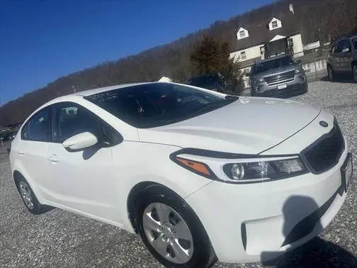 2017 Kia Forte LX FWD photo