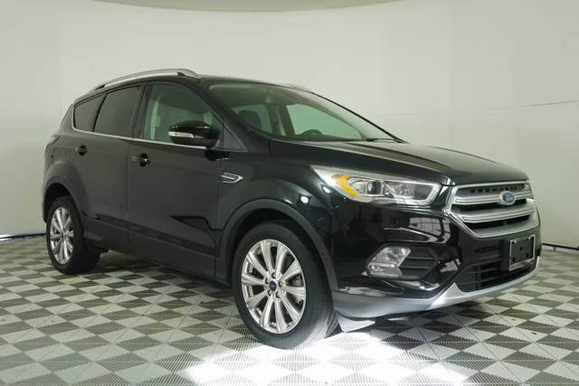 2017 Ford Escape Titanium 4WD photo