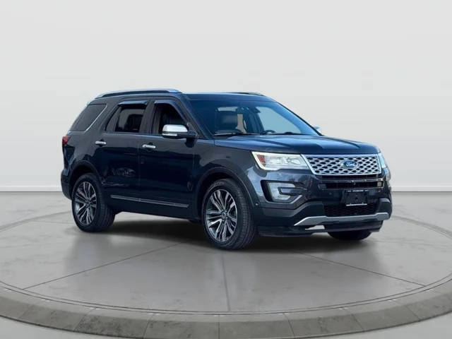 2017 Ford Explorer Platinum 4WD photo