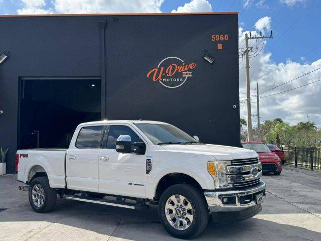 2017 Ford F-250 Super Duty Lariat 4WD photo