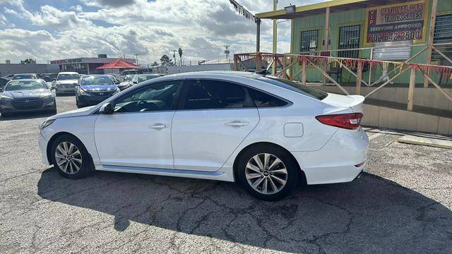 2017 Hyundai Sonata Sport FWD photo