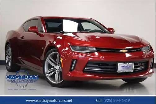 2017 Chevrolet Camaro 1LT RWD photo