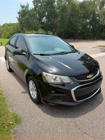 2017 Chevrolet Sonic LT FWD photo