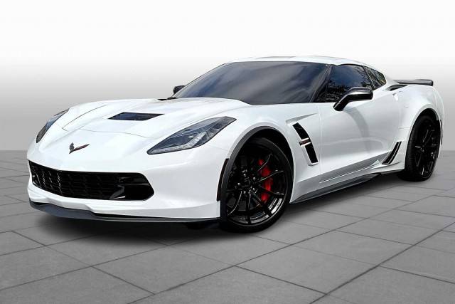 2017 Chevrolet Corvette Grand Sport 2LT RWD photo