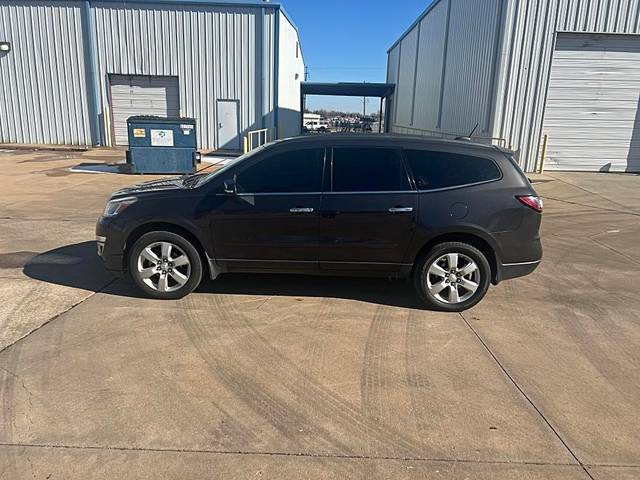2017 Chevrolet Traverse LT FWD photo