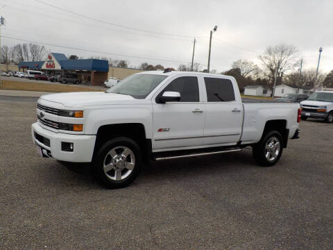 2016 Chevrolet Silverado 2500HD LTZ 4WD photo