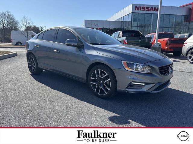 2017 Volvo S60 Dynamic AWD photo