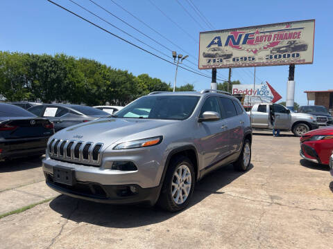 2017 Jeep Cherokee Latitude FWD photo