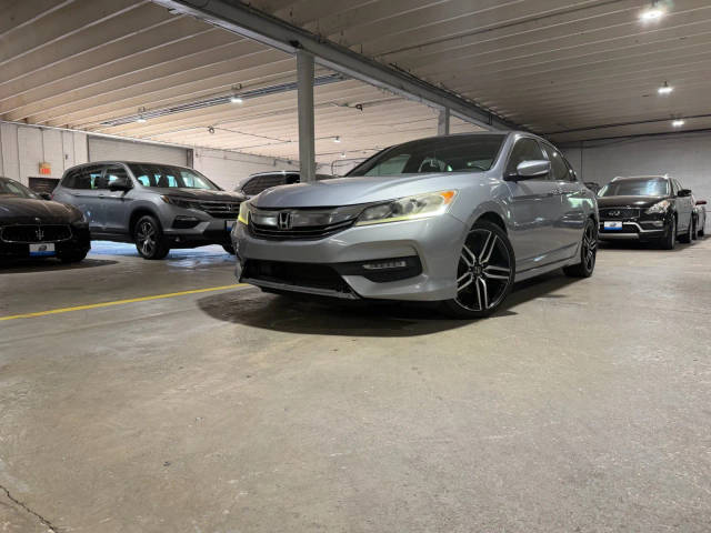 2017 Honda Accord Sport FWD photo