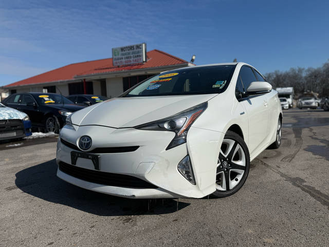 2016 Toyota Prius Three Touring FWD photo