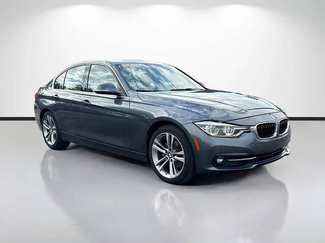 2017 BMW 3 Series 330i RWD photo